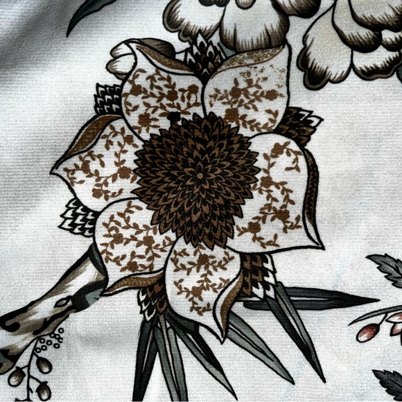 1-NWT CALLISTO HOME PEACOCK PRINT CURTAINS SET OF 2 PANELS SIZE 38”x 96” - Picture 7 of 16